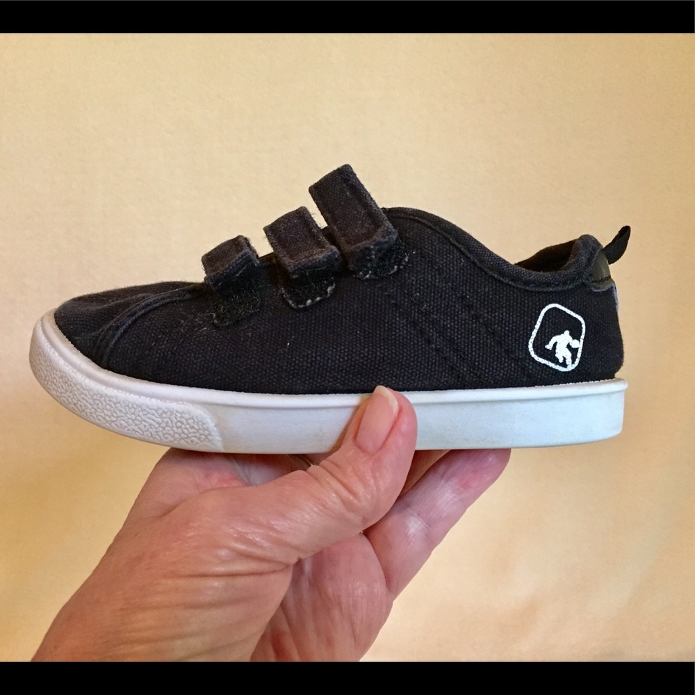 AND1 Toddler Sneakers